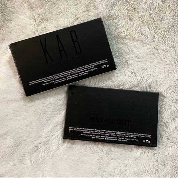 ❣️SOLD❣️🎉HOST PICK🎉✨🆕💖KAB COSMETIC DAY + NIGHT EYESHADOW PALETTE💖 - Picture 14 of 14